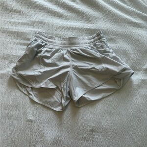 Lululemon Athletica White Hotty Hot 2.5 HR Shorts